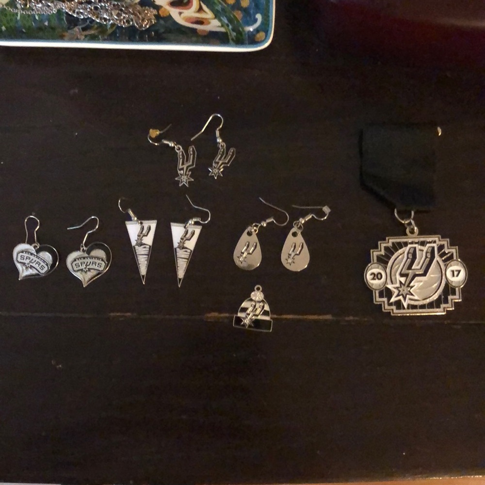 San Antonio Spurs earrings and medal